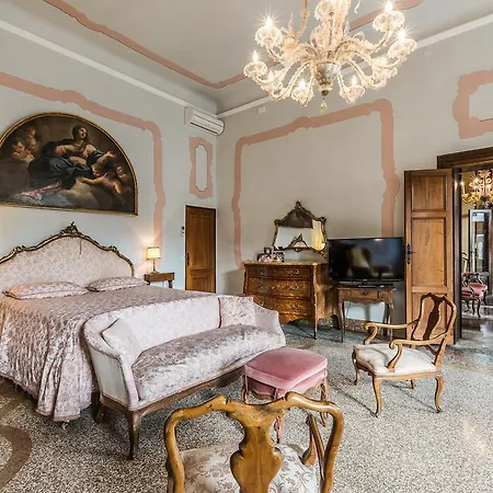 Apartment Ca' Affresco 2 *